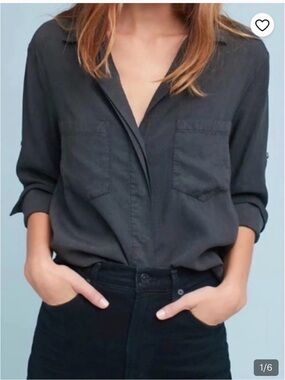 Cloth & Stone Anthropologie Split Hem Button Down Shirt Black Long Sleeve Collar